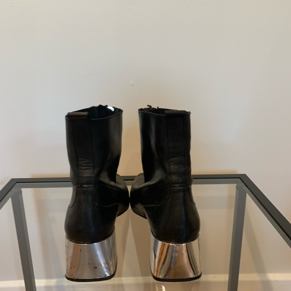 Zara Leather Zippered Bootie - Picture 3 of 4